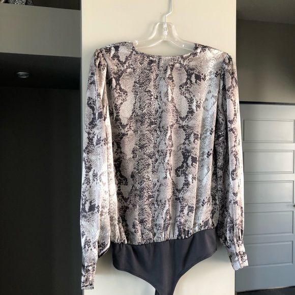 Long sleeve Bodysuit - Picture 4 of 10